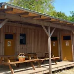 Mobil Confortable Avec Terrasse Pour 6 Pers. - Api-1-52-1720 * Angicourt