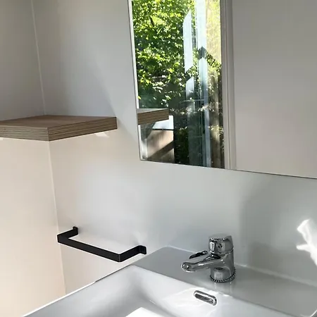 Mobil Confortable Avec Terrasse Pour 6 Pers. - Api-1-52-1720 Kamp alanı Angicourt