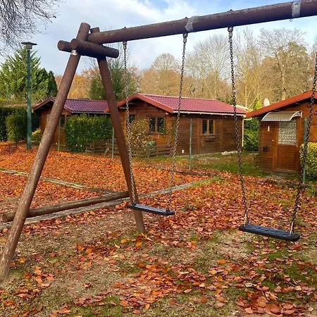 مكان تخييم Mobil Confortable Avec Terrasse Pour 6 Pers. - Api-1-52-1720 Angicourt